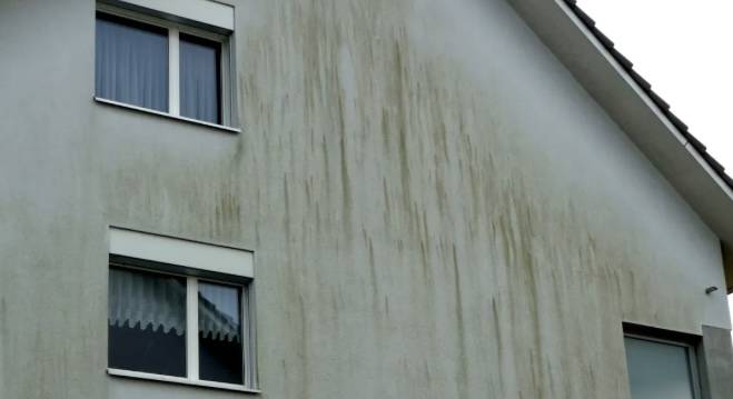 Que provoque l'accumulation de salissures sur vos façades en Haute-Normandie 76 ?