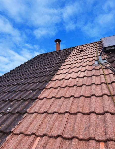 Entreprise spécialisée pour le nettoyage de toiture de maisons anciennes : l'importance de nettoyer la toiture d'une maison ancienne à Montivilliers et ses alentours.