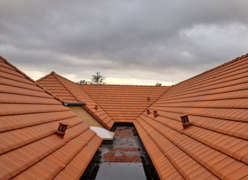 Nettoyage de Toiture et Façade à la Vapeur Basse Pression au Havre (76) et ses Alentours