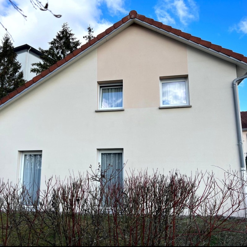 Faire nettoyer une façade avec un ravalement à l’enduit ou à la chaux aux alentours d’Yvetot 76